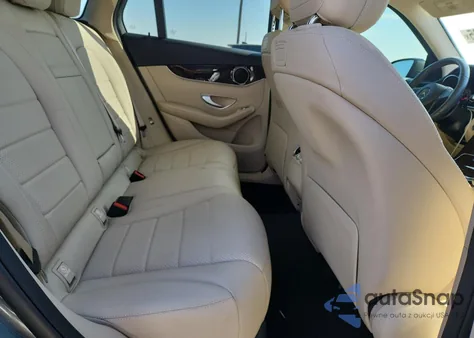 2018 Mercedes-Benz Glc 300 from USA, damaged, VIN WDC0G4JB5JV103612